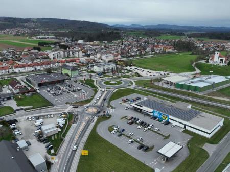 Ivančna Gorica z novim krožiščem (1)